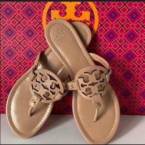 Tory Burch Sandals Make up Color size 8.5.